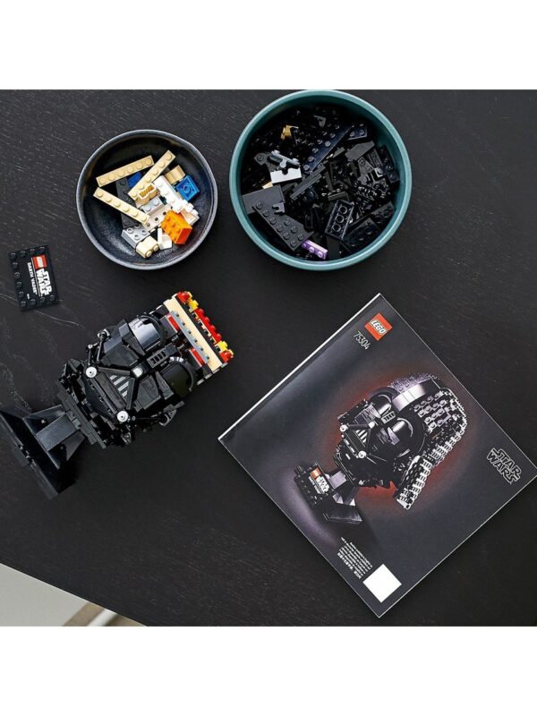 LEGO® Star Wars™ Darth Vader Kaskı (75304) - Görsel 4
