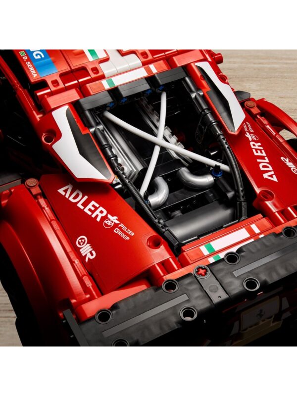 LEGO® Technic Ferrari 488 GTE “AF Corse #51” (42125) - Görsel 4