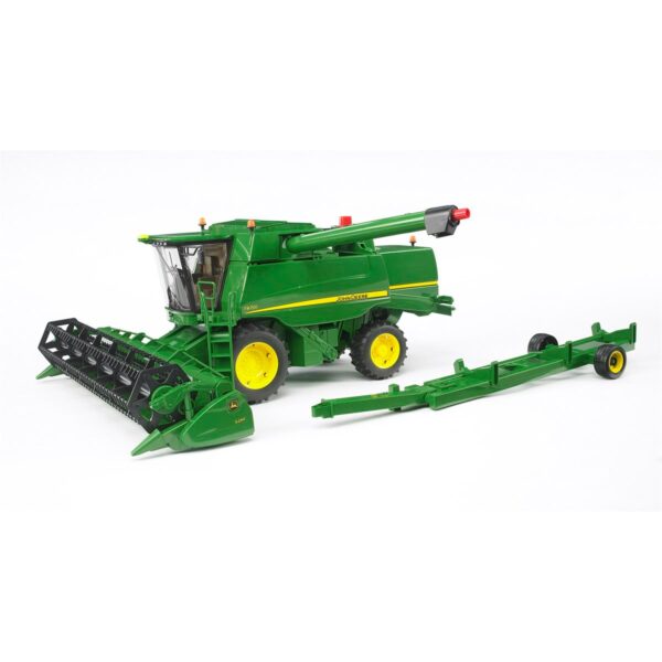 Bruder John Deere Biçerdöver BR02132 - Görsel 2