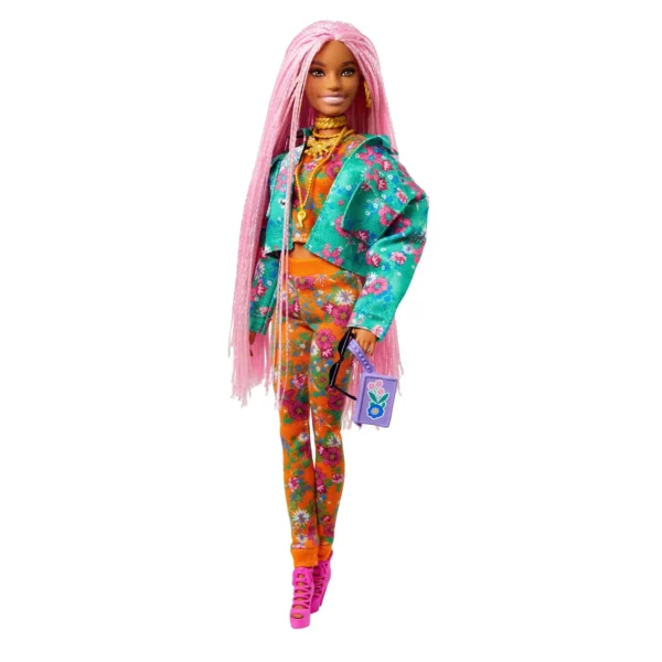 Barbie Extra Pembe Örgü Saçlı Bebek GXF09 - Görsel 3