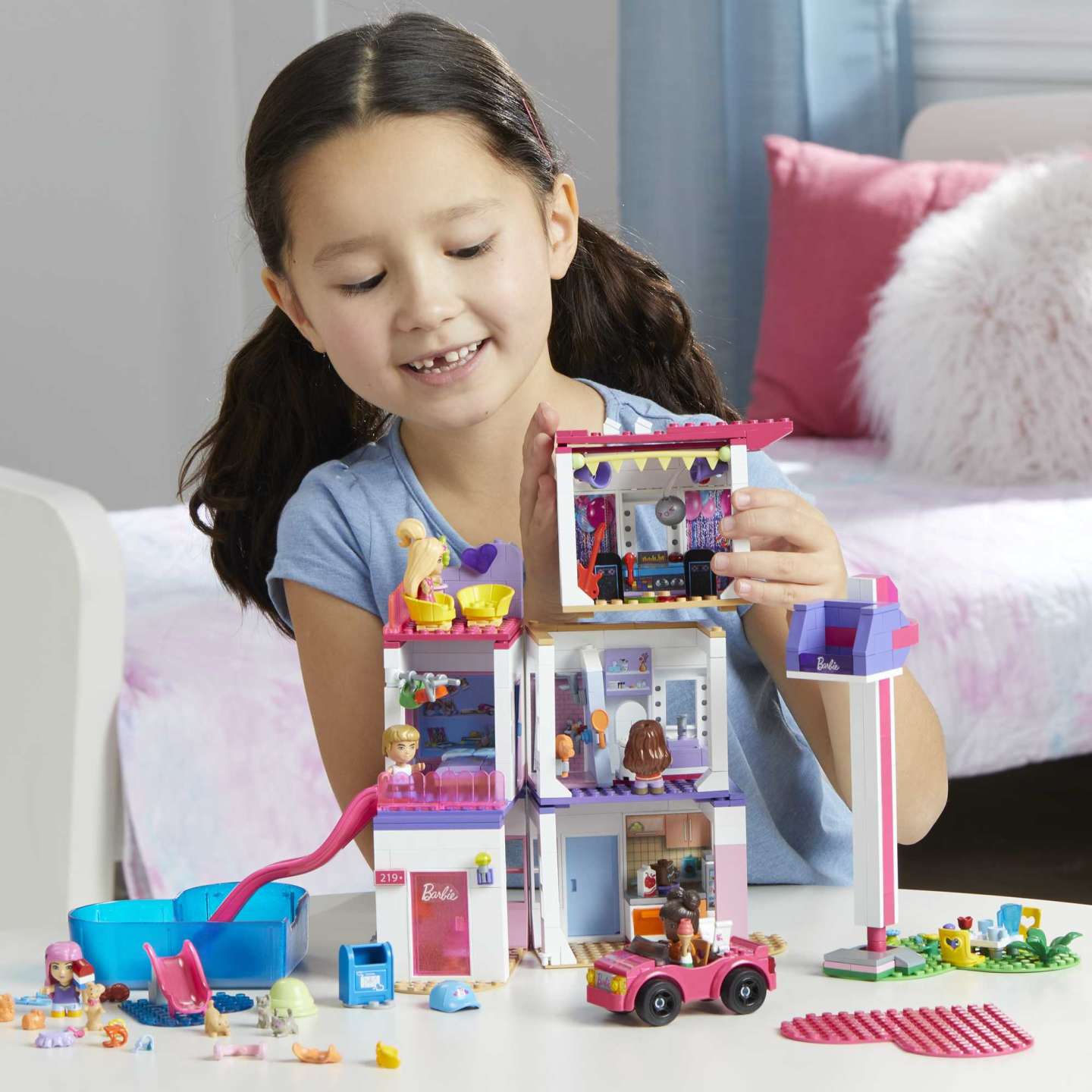 MEGA BARBİE® COLOR REVEAL™ RÜYA EVİ HHM01 - Görsel 6
