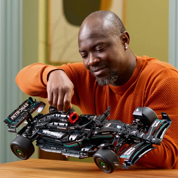 LEGO® Technic Mercedes-AMG F1 W14 E Performance 42171 - Görsel 6