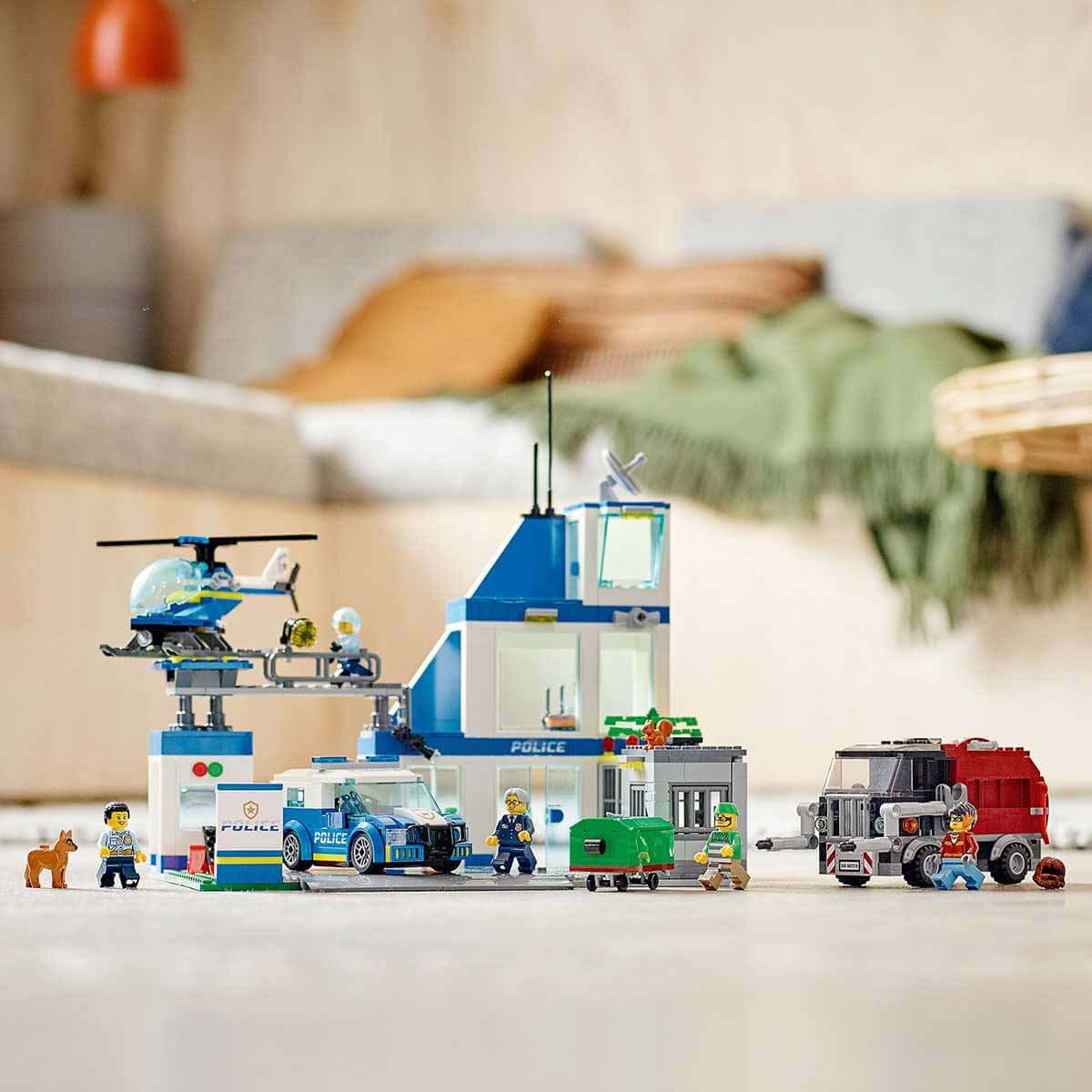 LEGO® City Polis Merkezi 60316 - 6 Yaş ve Üzeri Çocuklar için Yaratıcı Oyuncak Yapım Seti - Görsel 3